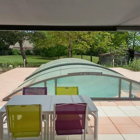 Hébergement de vacances Gites Les Mazelles Senouillac